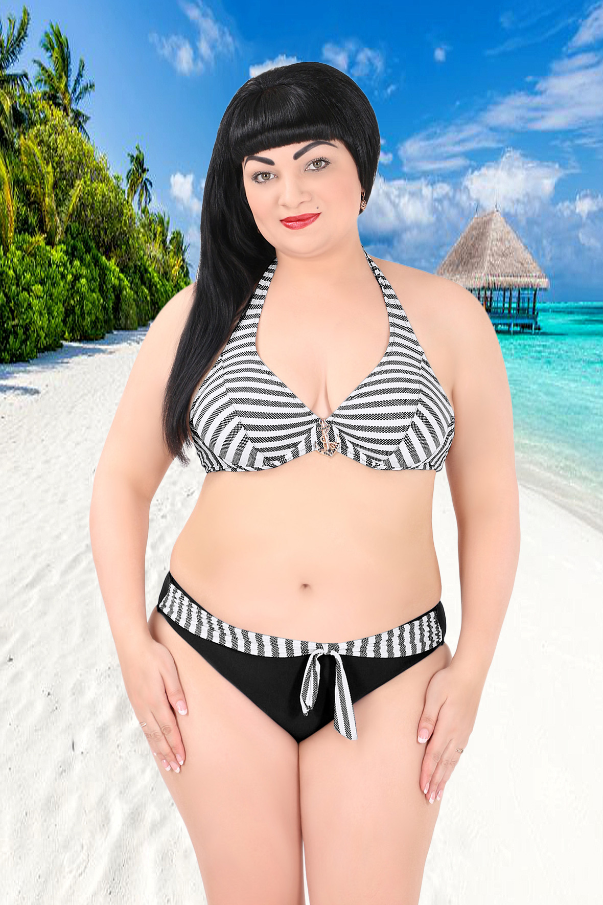 

24-27 1923.С3 Купальник+ брошь